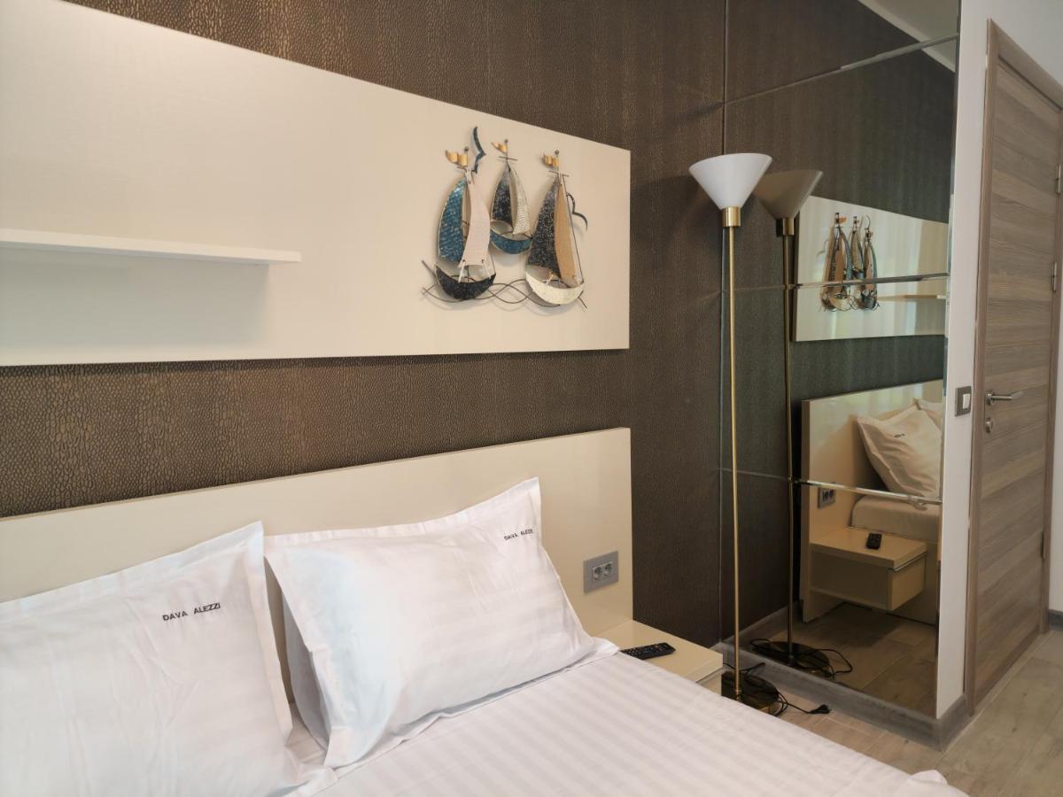 Dava Aparthotel Pool & Spa Mamaia Nord Navodari Exterior photo