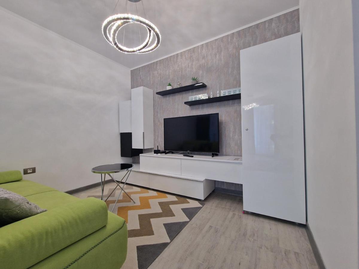 Dava Aparthotel Pool & Spa Mamaia Nord Navodari Exterior photo