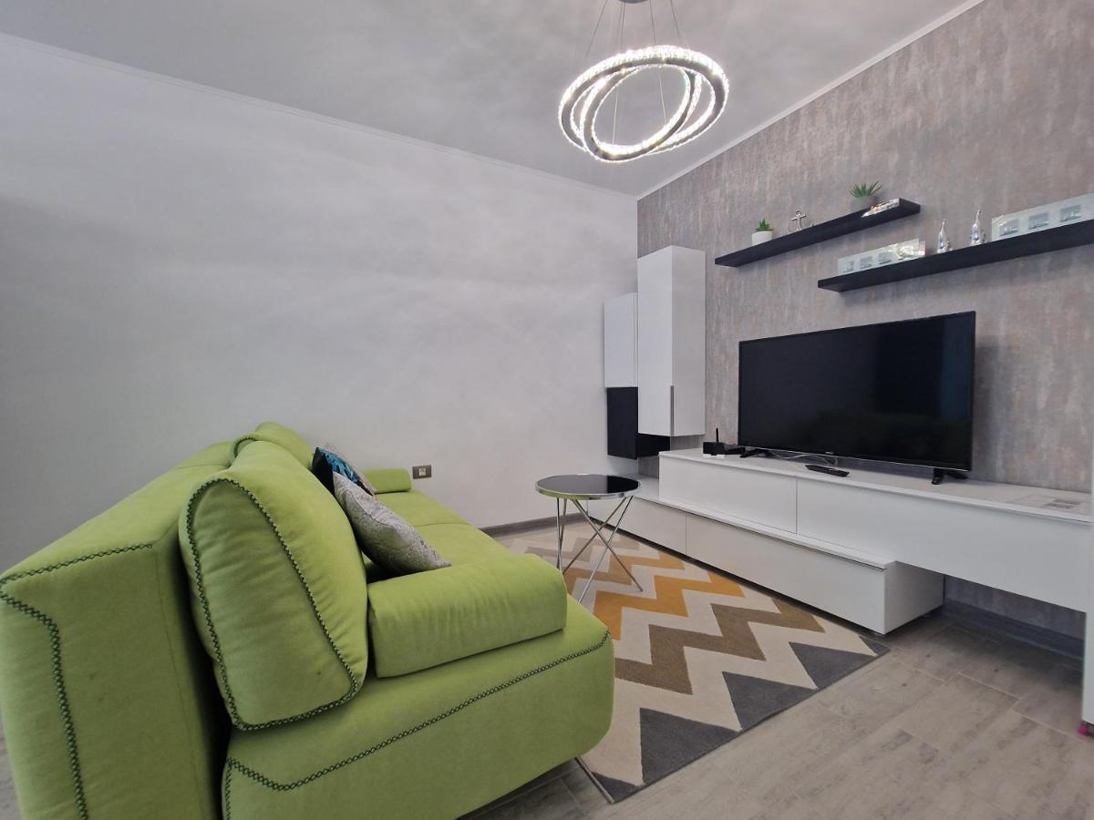 Dava Aparthotel Pool & Spa Mamaia Nord Navodari Exterior photo